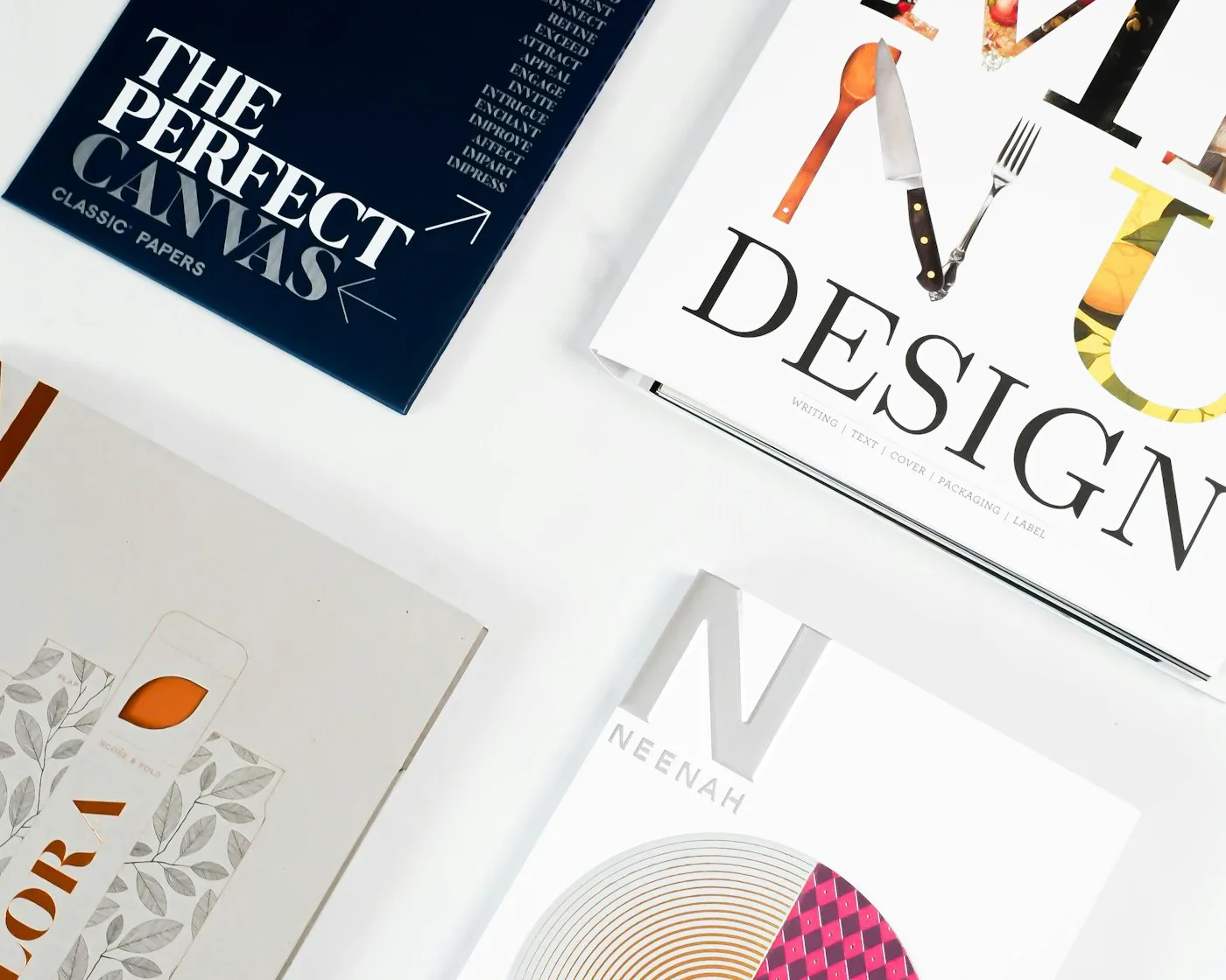 Gedrukte magazines en kaarten